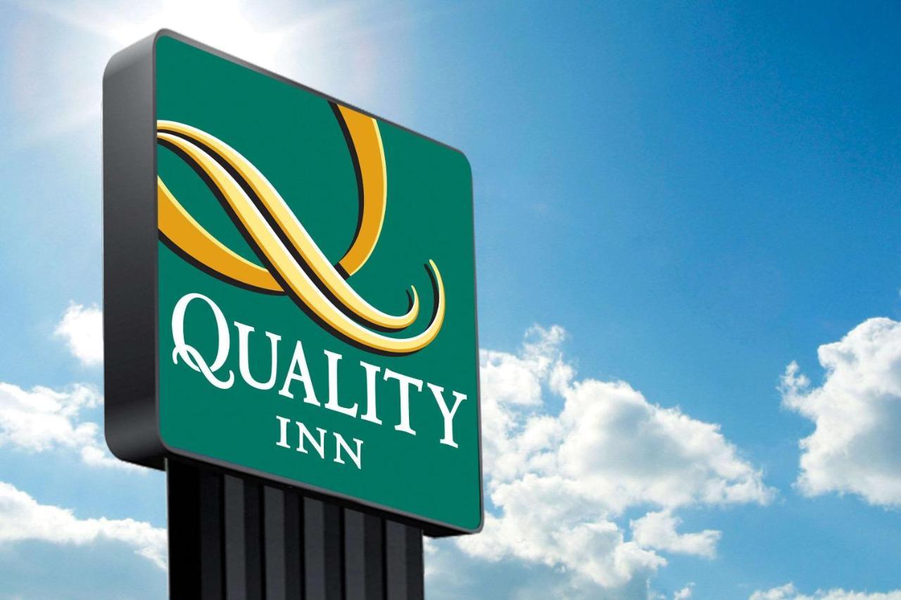 Quality Inn Victorville - Hesperia I-15 Εξωτερικό φωτογραφία